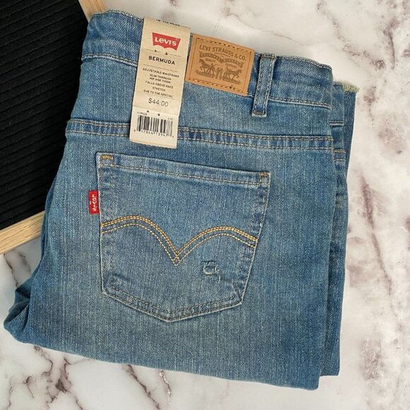 LEVIS Girls Light Blue Bermuda Shorts | Size: 16 - Picture 6 of 7